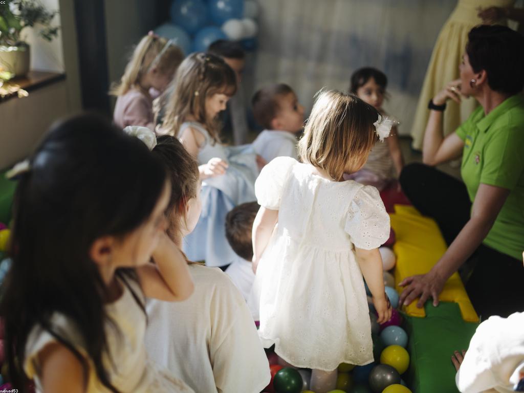 ព្រឹត្តិការណ៍បច្ចុប្បន្នក្នុងសង្គមពិភពលោក